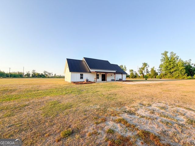 190 E Burnt Church Road, Lakeland, GA 31635