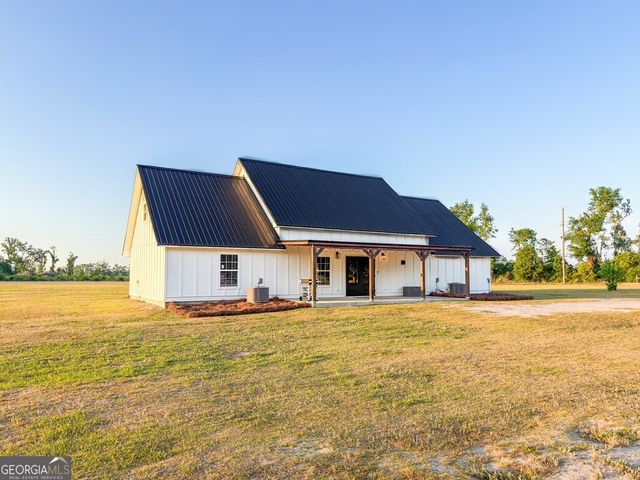 190 E Burnt Church Road, Lakeland, GA 31635