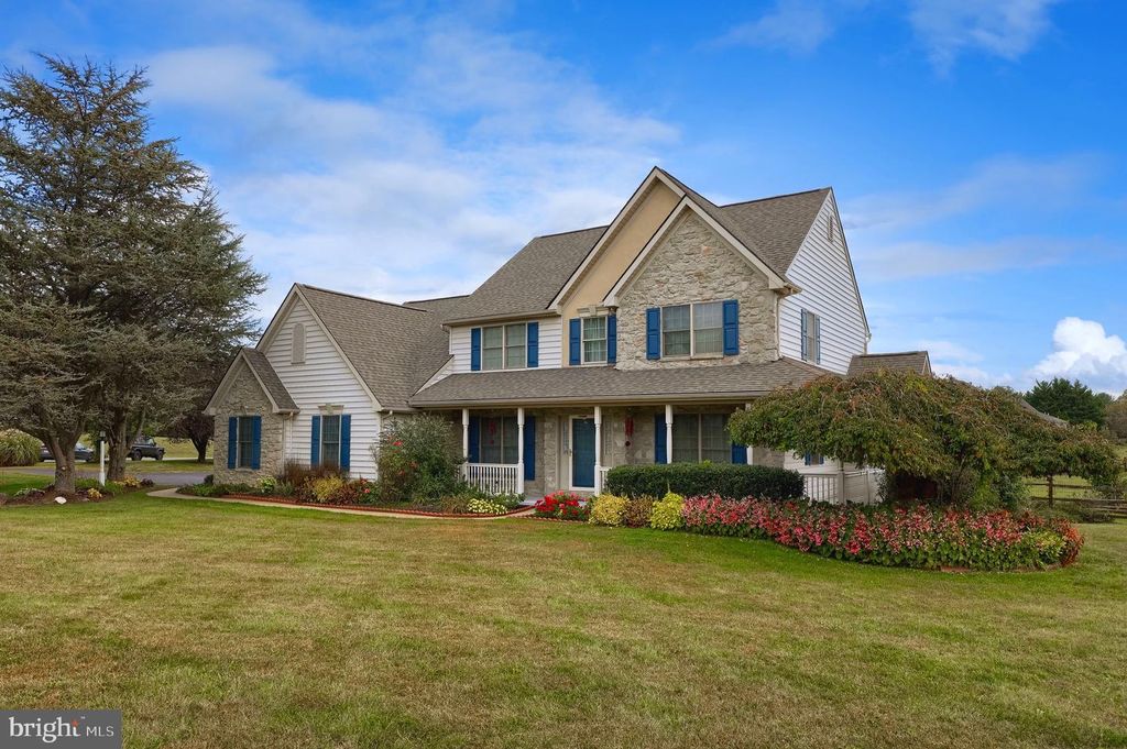 5788 GLEN OAKS DR, Narvon, PA 17555