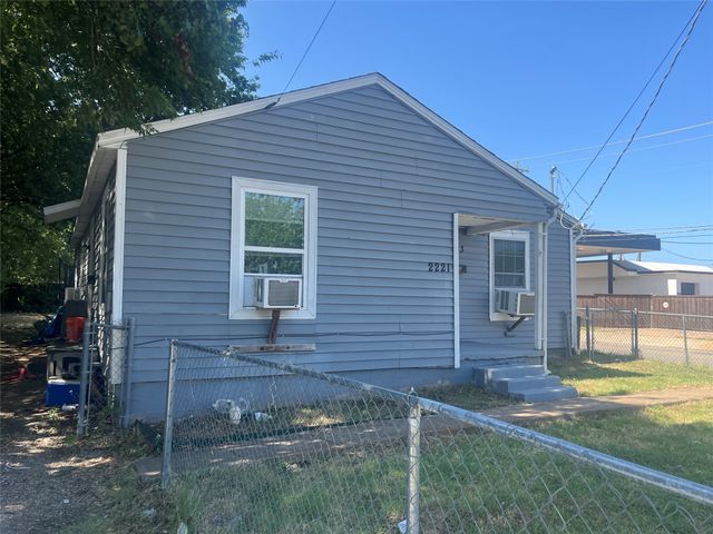2223 Houston Street, Grand Prairie, TX 75050