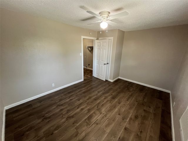2223 Houston Street, Grand Prairie, TX 75050