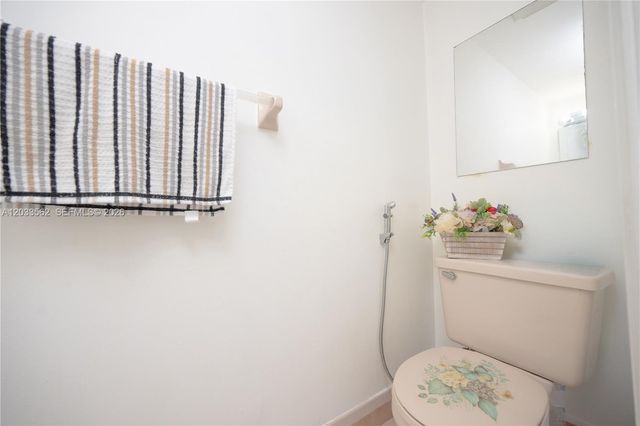 1255 W 53rd Street 306, Hialeah, FL 33012