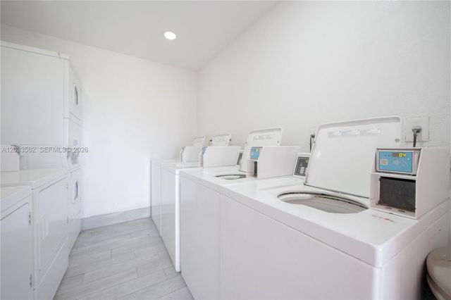 1255 W 53rd Street 306, Hialeah, FL 33012