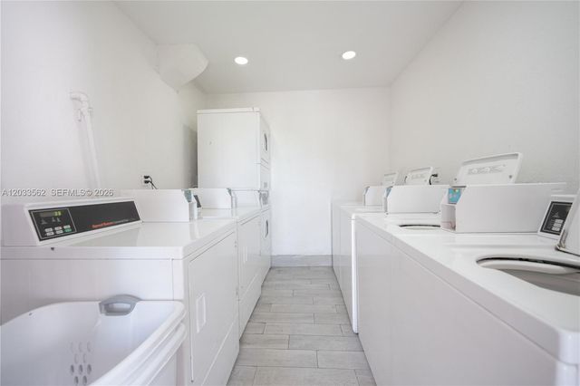 1255 W 53rd Street 306, Hialeah, FL 33012