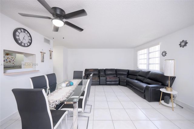 1255 W 53rd Street 306, Hialeah, FL 33012