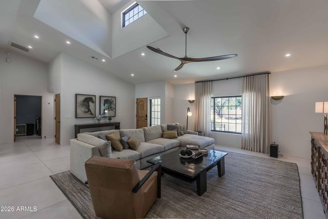 9295 N 103RD Place, Scottsdale, AZ 85258