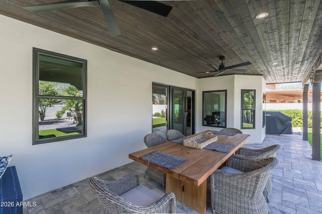 Image 25 of property listing at 9295 N 103RD Place, Scottsdale, AZ 85258