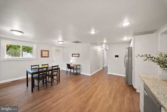 123 SOUTHGATE AVE, Fredericksburg, VA 22408