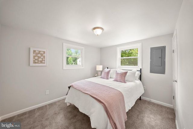 123 SOUTHGATE AVE, Fredericksburg, VA 22408