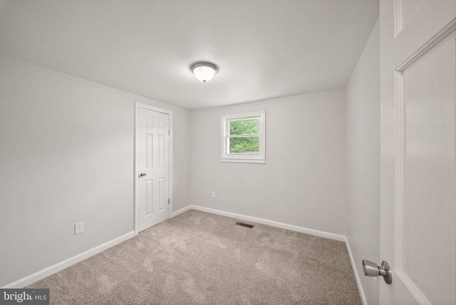 123 SOUTHGATE AVE, Fredericksburg, VA 22408