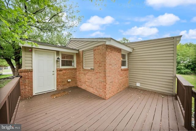 123 SOUTHGATE AVE, Fredericksburg, VA 22408