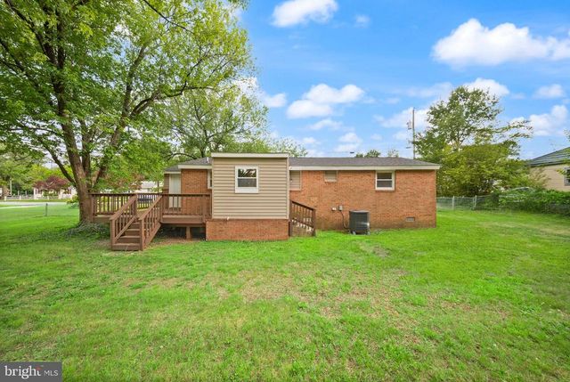 123 SOUTHGATE AVE, Fredericksburg, VA 22408