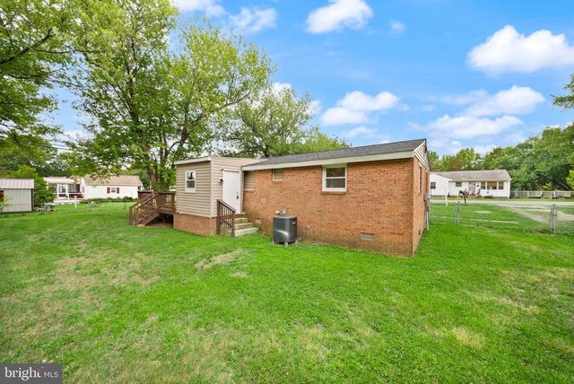 123 SOUTHGATE AVE, Fredericksburg, VA 22408