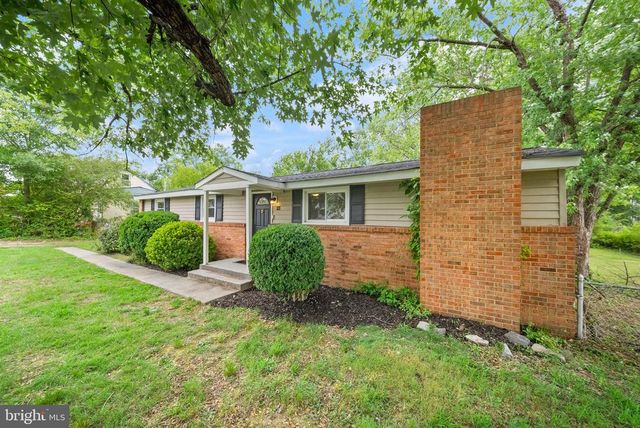 123 SOUTHGATE AVE, Fredericksburg, VA 22408