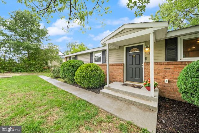 123 SOUTHGATE AVE, Fredericksburg, VA 22408