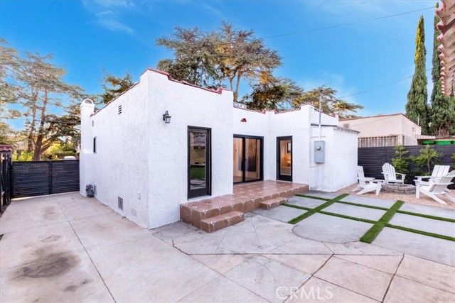 312 N Bronson Avenue, Los Angeles, CA 90004