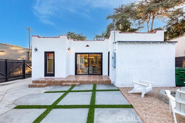 312 N Bronson Avenue, Los Angeles, CA 90004