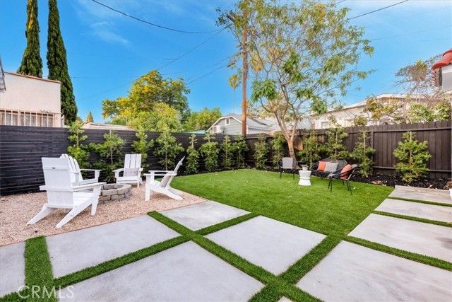 312 N Bronson Avenue, Los Angeles, CA 90004