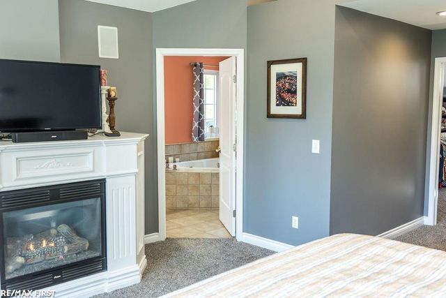 9427 Boncrest Street, Commerce Twp, MI 48382