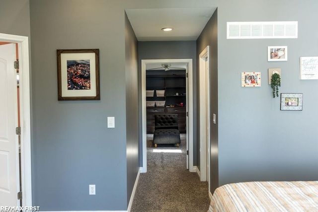 9427 Boncrest Street, Commerce Twp, MI 48382