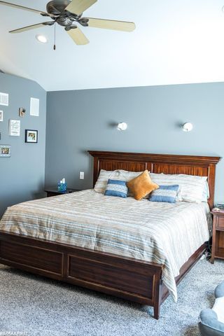9427 Boncrest Street, Commerce Twp, MI 48382