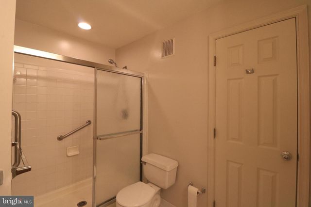 12000 AMBER RIDGE CIR #A-102, Germantown, MD 20876