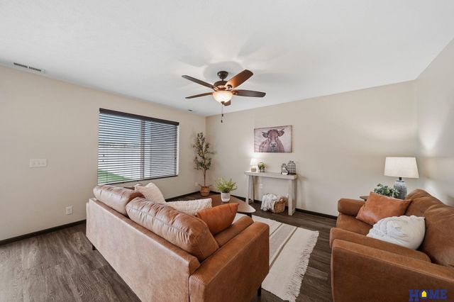 5969 Mad Creek Place, Lincoln, NE 68521