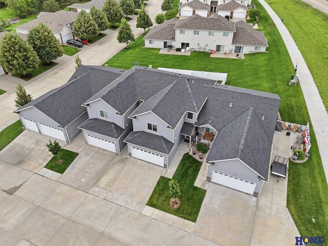 5969 Mad Creek Place, Lincoln, NE 68521