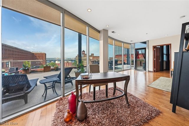 701 W Lakeside Avenue 606, Cleveland, OH 44113