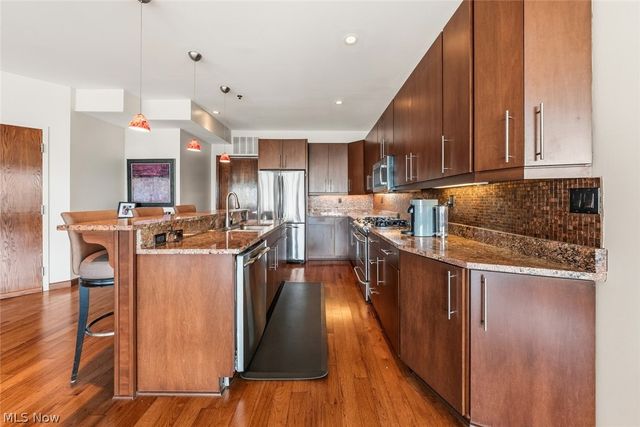 701 W Lakeside Avenue 606, Cleveland, OH 44113