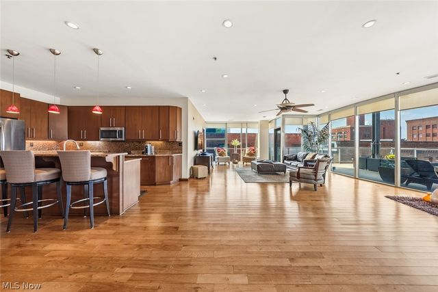 701 W Lakeside Avenue 606, Cleveland, OH 44113
