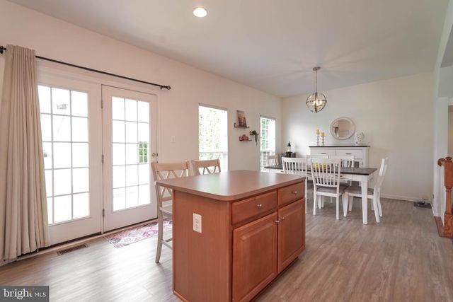 208 KULP DR, Perkasie, PA 18944