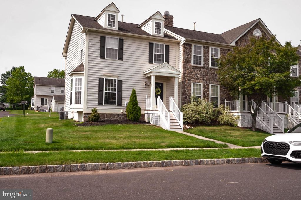 208 KULP DR, Perkasie, PA 18944
