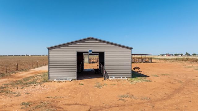 14803 N F M 179, Shallowater, TX 79363