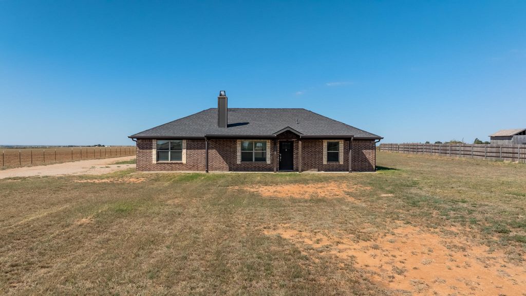 14803 N F M 179, Shallowater, TX 79363