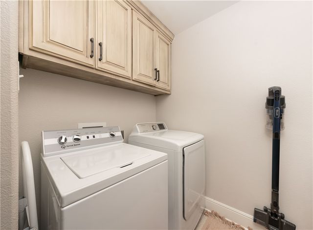 13730 Hawksnest Bay Dr, Corpus Christi, TX 78418