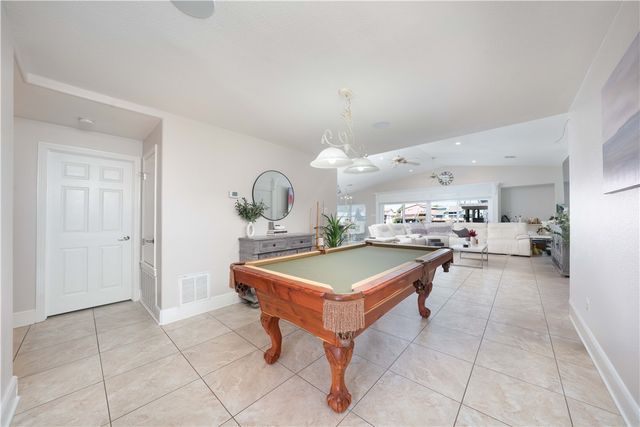 13730 Hawksnest Bay Dr, Corpus Christi, TX 78418