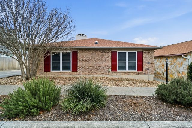 121 Sunrise Canyon, Universal City, TX 78148