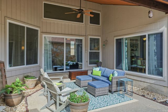 121 Sunrise Canyon, Universal City, TX 78148