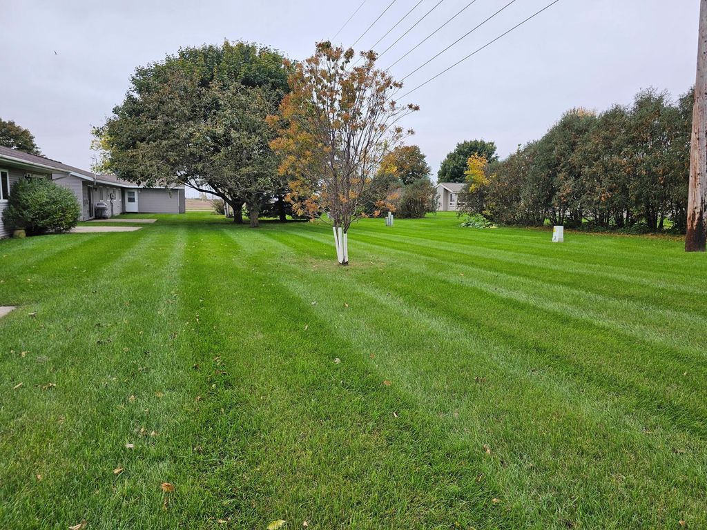 2704 9th Street SW, Willmar, MN 56201 — photo 5
