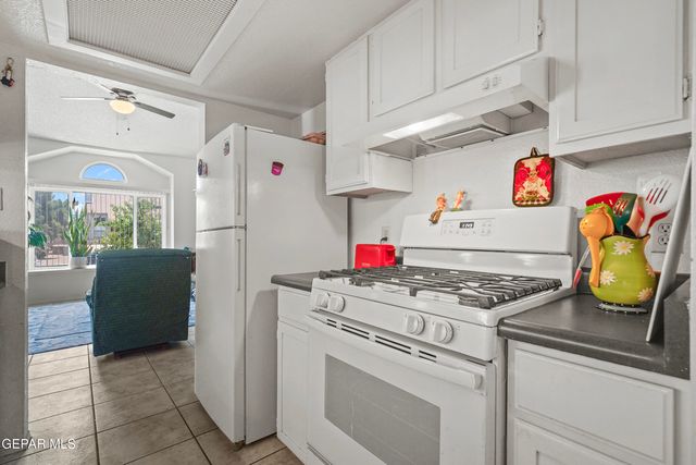 1557 Greg Powers Drive A, El Paso, TX 79936