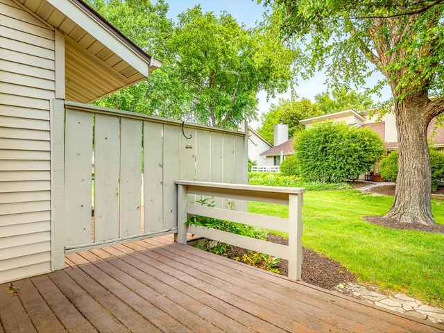 4685 High Point Drive 22, Rockford, IL 61114