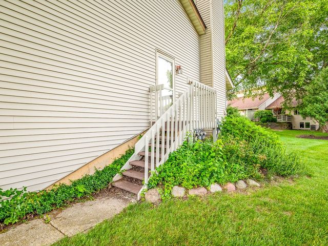 4685 High Point Drive 22, Rockford, IL 61114