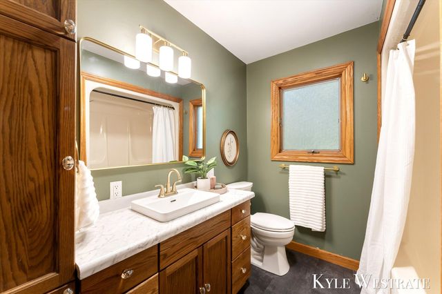 18883 168th Avenue, Spring Lake, MI 49456