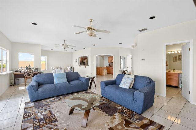 13702 SUNTAN Ave, Corpus Christi, TX 78418
