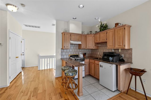 13702 SUNTAN Ave, Corpus Christi, TX 78418