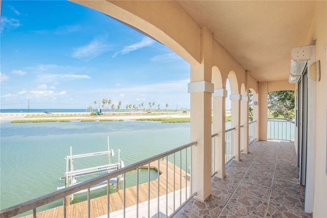 13702 SUNTAN Ave, Corpus Christi, TX 78418