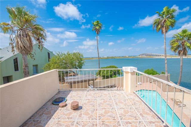 13702 SUNTAN Ave, Corpus Christi, TX 78418