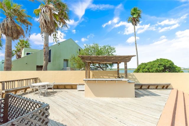 13702 SUNTAN Ave, Corpus Christi, TX 78418