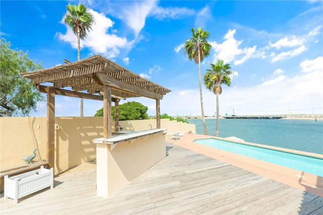 13702 SUNTAN Ave, Corpus Christi, TX 78418